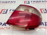 Фонарь задний наружный правый Nissan Almera (N16) 26550-5M528