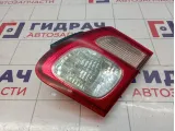 Фонарь задний внутренний правый Nissan Almera (N16) 26550-5M529