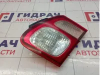 Фонарь задний внутренний правый Nissan Almera (N16) 26550-5M529