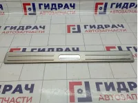 Накладка порога переднего левого внутренняя Nissan Almera (N16) 769B1-BM700