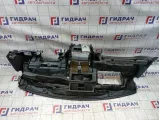 Торпедо Nissan Almera (N16) 68200-BN900