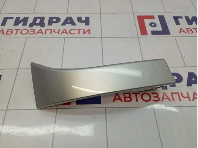 Планка под фонарь левая Nissan Almera (N16) 78127-8M100