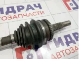 Привод передний левый Nissan Almera (N16) 39101-BM580