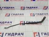 Поводок стеклоочистителя передний правый Nissan Almera (N16) 28886-BN002