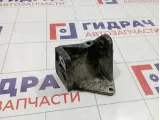 Кронштейн генератора Nissan Almera (N16)