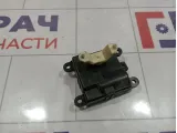 Моторчик заслонки отопителя Nissan Almera (N16)
