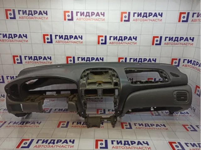 Торпедо Nissan Almera (N16)