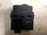 Кнопка корректора фар  Nissan Juke (F15) 251901KA0D Отличное состояние.