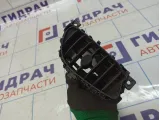 Дефлектор воздушный левый Nissan Juke (YF15) 68751-1KE0A