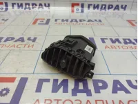 Дефлектор воздушный правый Nissan Juke (YF15) 68750-1KE0A