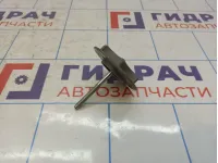 Болт крепления запасного колеса Nissan Juke (YF15) 74810-JY02A