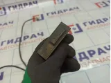 Кнопка открывания багажника Nissan Juke (YF15) 25380-1KA0B