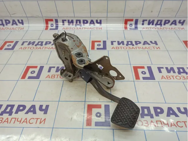 Педаль тормоза Nissan Juke (YF15) 46501-1KA0B