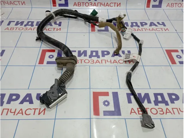Проводка двери передней левой Nissan Juke (YF15) 24125-1KA0B