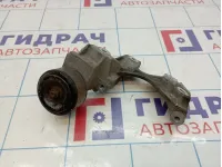 Кронштейн генератора Nissan Juke (YF15) 11710-EE90C