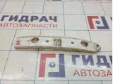 Кронштейн заднего бампера правый Nissan Juke (YF15) 85228-1KA0A