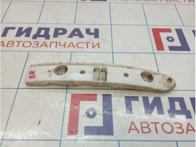Кронштейн заднего бампера правый Nissan Juke (YF15) 85228-1KA0A