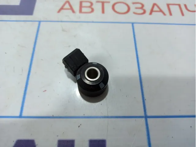 Датчик детонации Nissan Juke (YF15) 22060-1KT0A