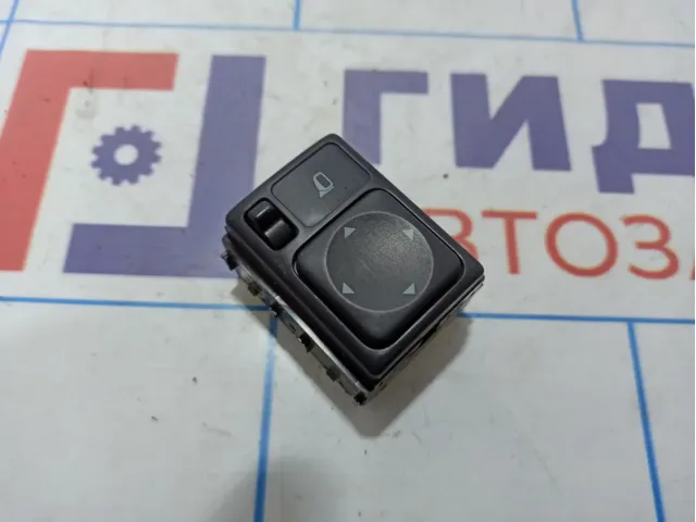 Переключатель регулировки зеркала Nissan Juke (YF15) 25570-CT00B