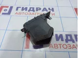 Дефлектор воздушный центральный левый Nissan Juke (YF15) 68751-1KE0A