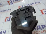 Дефлектор воздушный центральный правый Nissan Juke (YF15) 68750-1KE0A