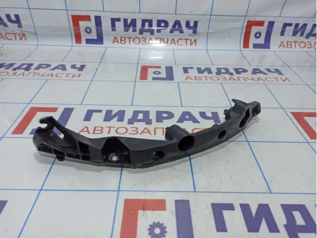 Направляющая переднего бампера правая Nissan Juke (YF15) 62222-BA60A