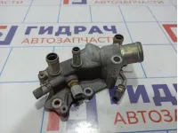 Фланец двигателя системы охлаждения Nissan Juke (YF15) 11060-1KA0A