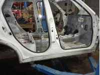Порог со стойкой правый Nissan Juke (YF15)