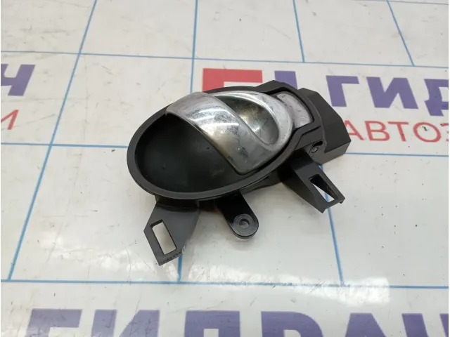 Ручка двери внутренняя правая Nissan Juke (YF15) 80670-1HA0B