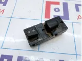 Кнопка стеклоподъемника пассажирская Nissan Juke (YF15) 25411-1KA5A