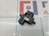 Кнопка стеклоподъемника Nissan Juke (YF15) 25411-1KL5A