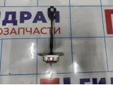 Ограничитель двери задней правой Nissan Juke (F15) 82430-1KA0A.