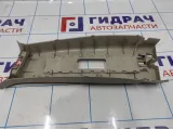 Обшивка стойки центральная верхняя правая Nissan Juke (F15) 76913-1KB1A. Дефект крепления.