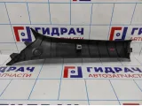 Обшивка стойки передней правая Nissan Juke (F15) 76911-1KT2A.
