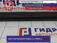 Накладка порога (внутренняя) передняя левая Nissan Juke (F15) 769B5-1KA2A. Царапины.