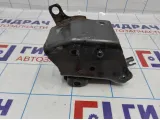 Кронштейн задней балки правый Nissan Juke (F15) 55429-BA60A.