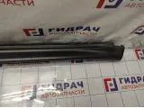 Накладка на порог (наружная) левая Nissan Juke (F15) 76851-1KA6A. Дефект крепления.