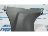 Обшивка стойки средней левой нижняя Nissan Leaf 769163NA0A. Потертость.