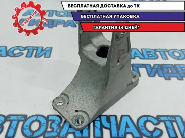 Кронштейн электродвигателя задний Nissan Leaf 113333NA0A.