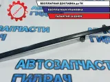 Направляющая заднего стекла правая Nissan Leaf 822223NA0A.