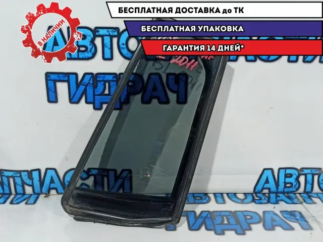 Форточка двери задней левой Nissan Leaf 822213NC0A.