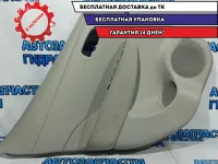 Обшивка двери задней левой Nissan Leaf 829013NA0A. Потертость.