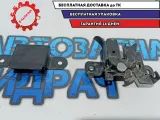 Замок крышки зарядного порта Nissan Leaf .