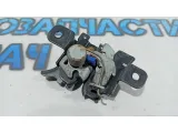 Замок крышки зарядного порта Nissan Leaf .