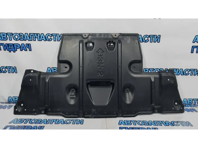Защита (пыльник) двигателя Nissan Leaf 748113NA0A. Пластик.
