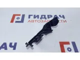 Накладка решетки стеклоочистителя левая Nissan Leaf 65451-3NA0A.