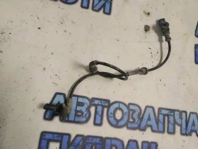 Датчик ABS задний правый Nissan Micra