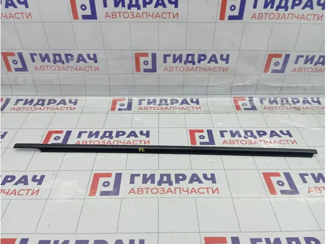 Накладка стекла переднего левого Nissan Note 808219U000