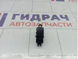 Кнопка стеклоподъемника передняя правая Nissan Note 25411EA003