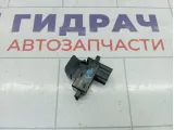 Кнопка стеклоподъемника передняя правая Nissan Note 25411EA003
